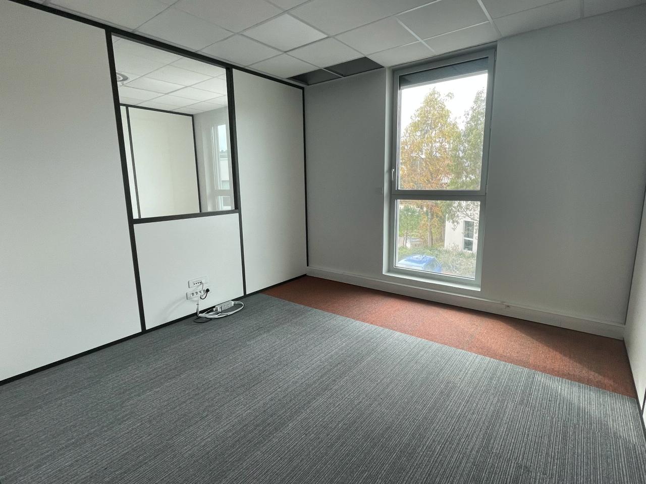 Bureau Biot 330m² Location bureau Biot Alpes-Maritimes OLBUR2530464 4